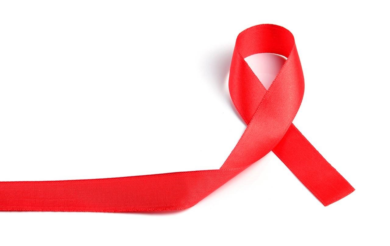 تشخیص ایدز بدون آزمایش امکان پذیر است؟